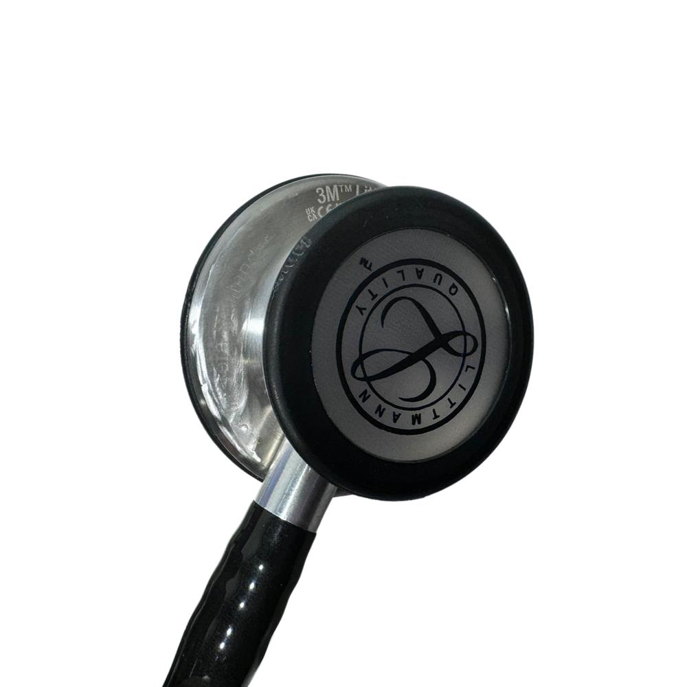 Fonendoscopio 3M™ Littmann® Classic III™ Negro Estándar 5620 con detalle de diseño