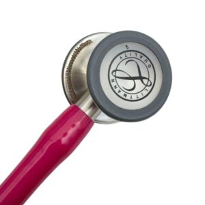 Fonendoscopio Littmann® Cardiology IV Frambuesa 6158 con detalle de diseño